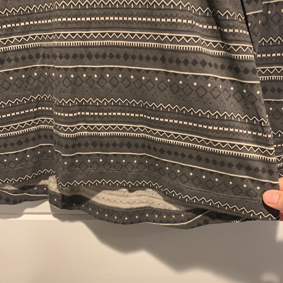 Top -  Columbia - Picture 3 of 9